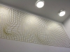 Kunst am Bau: Das goldene Netz der Künstlerin Ingeborg Lochermann ziert die Sporthalle. Fotos: Gogol