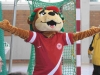\"Icke\", das Maskottchen des Berliner Fußball-Verbandes, sorgte für Stimmung in der Halle.