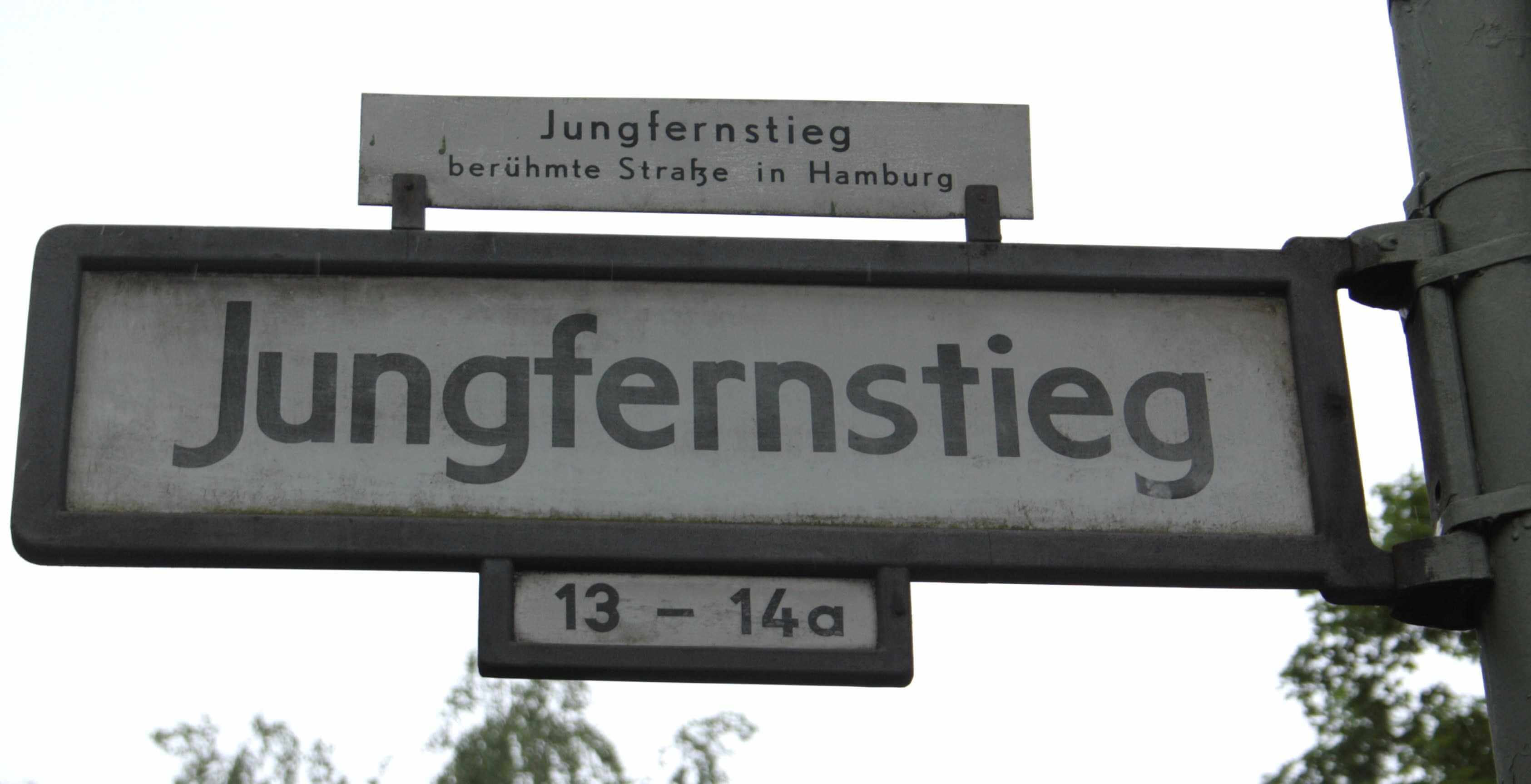 StraßenABC: J wie „Jungfernstieg“ in Lichterfelde
