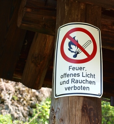 Erhöhtes Waldbrandrisiko: Rauchen und Grillen verboten