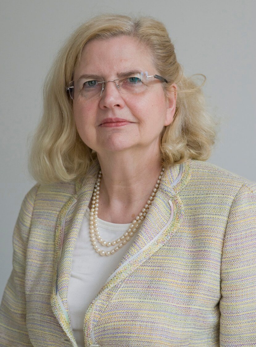Dr. Monika Schäfer-Korting als Ersten Vizepräsidentin der FU wiedergewählt