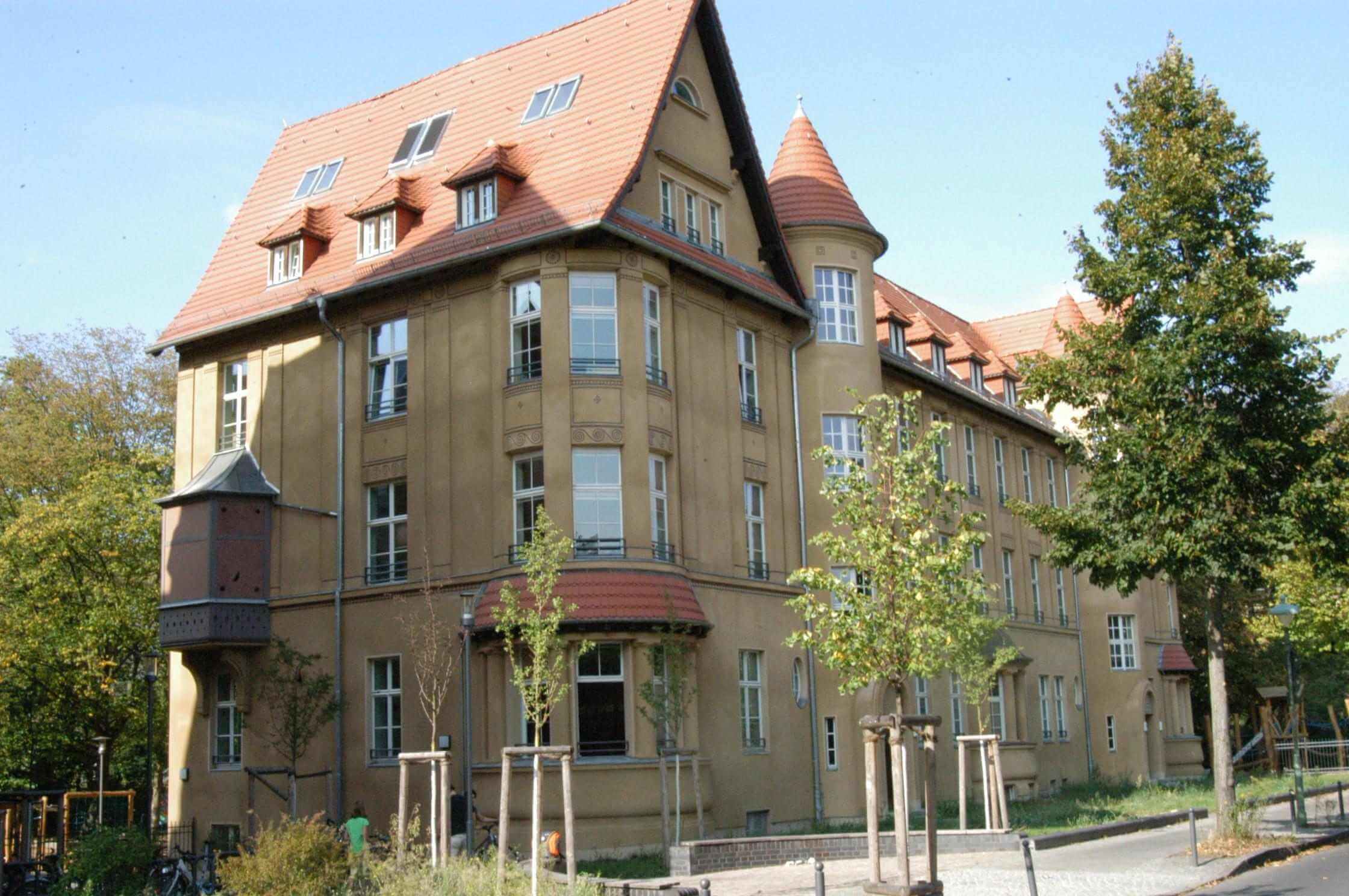 Rothenburg-Grundschule ist Denkmal des Monats Oktober