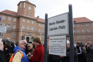 Das Rathaus Lankwitz liegt nun am Hanna-Renate-Laurin-Platz. Foto: Gogol