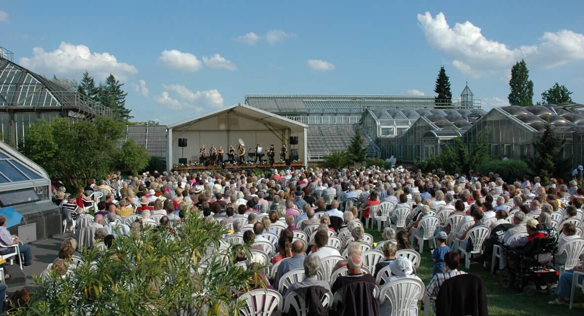 Musikgenuss unter freiem Himmel: Sommerkonzerte im Botanischen Garten starten wieder