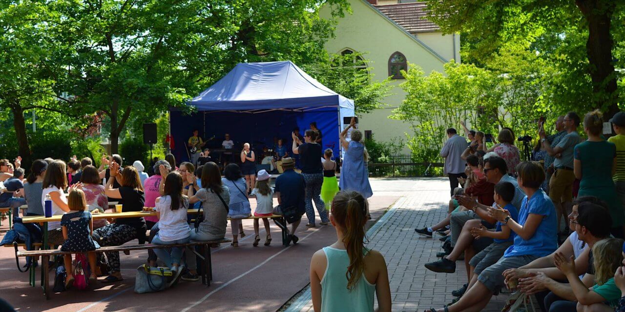 Benefizkonzert: 1.300 Euro an Spenden für neuen Musikraum an der Giesensdorfer Schule