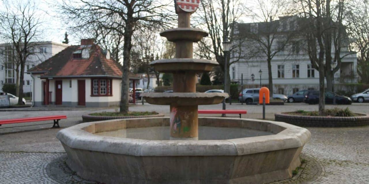 Weinbrunnen auf dem „Moltkemarkt“