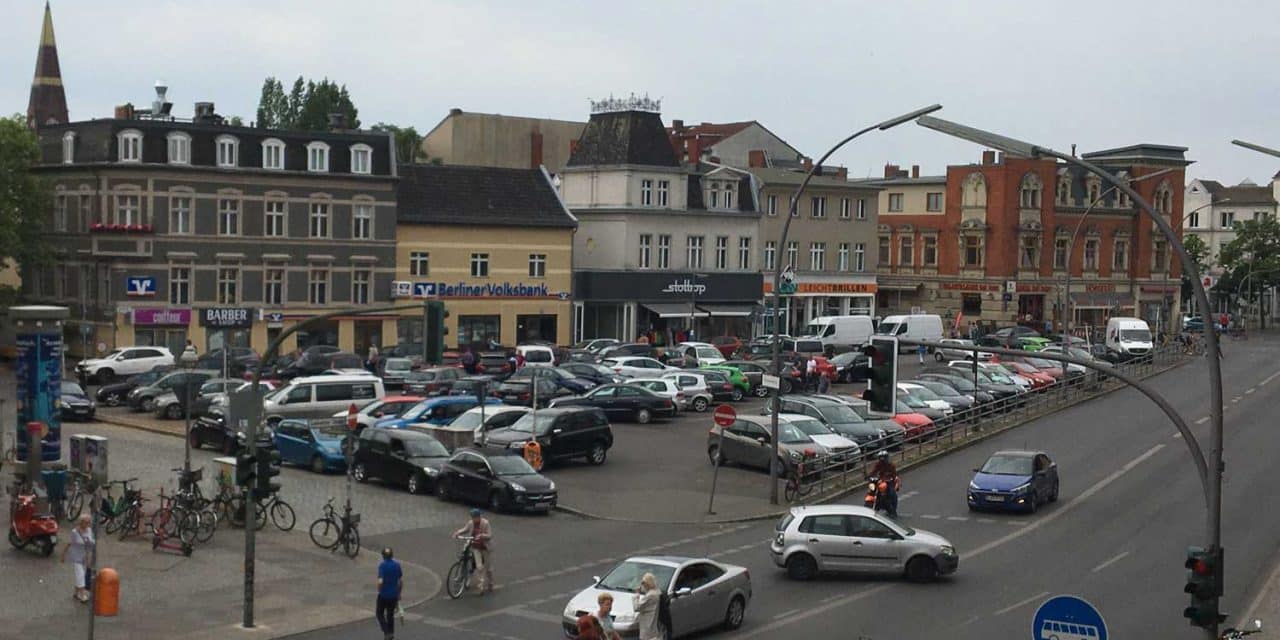 Kommentar: GRÜNE Parkplätze auf dem Kranoldplatz