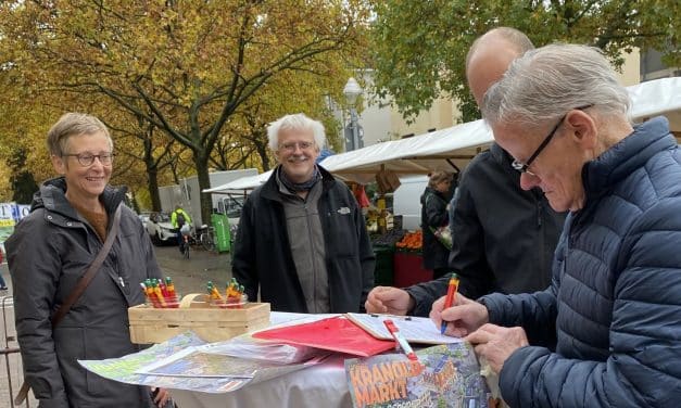 Unterschriften-Battle am Kranoldmarkt