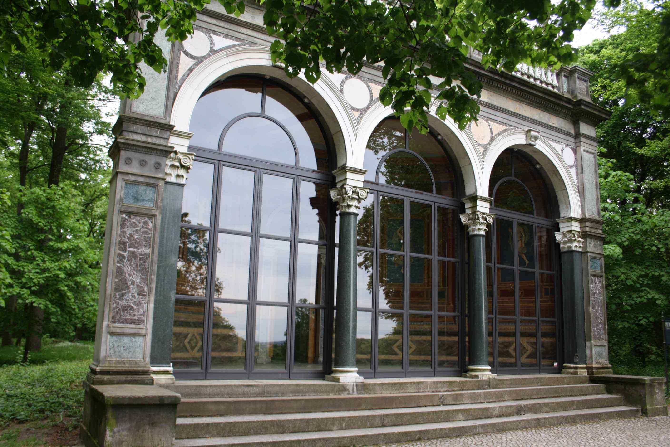 Denkmal des Monats Mai: Loggia Alexandra in Wannsee