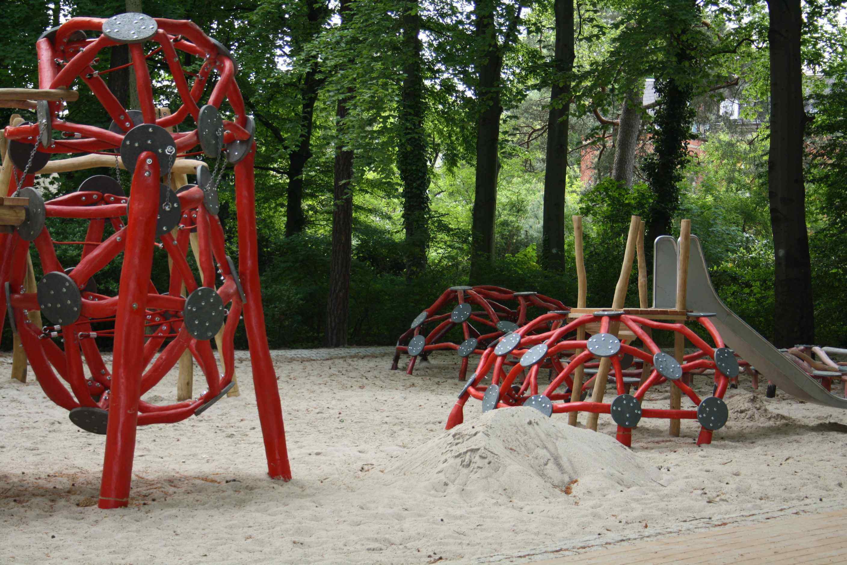 Ein Spielplatz Fur Alle Generationen Stadtrandnachrichten