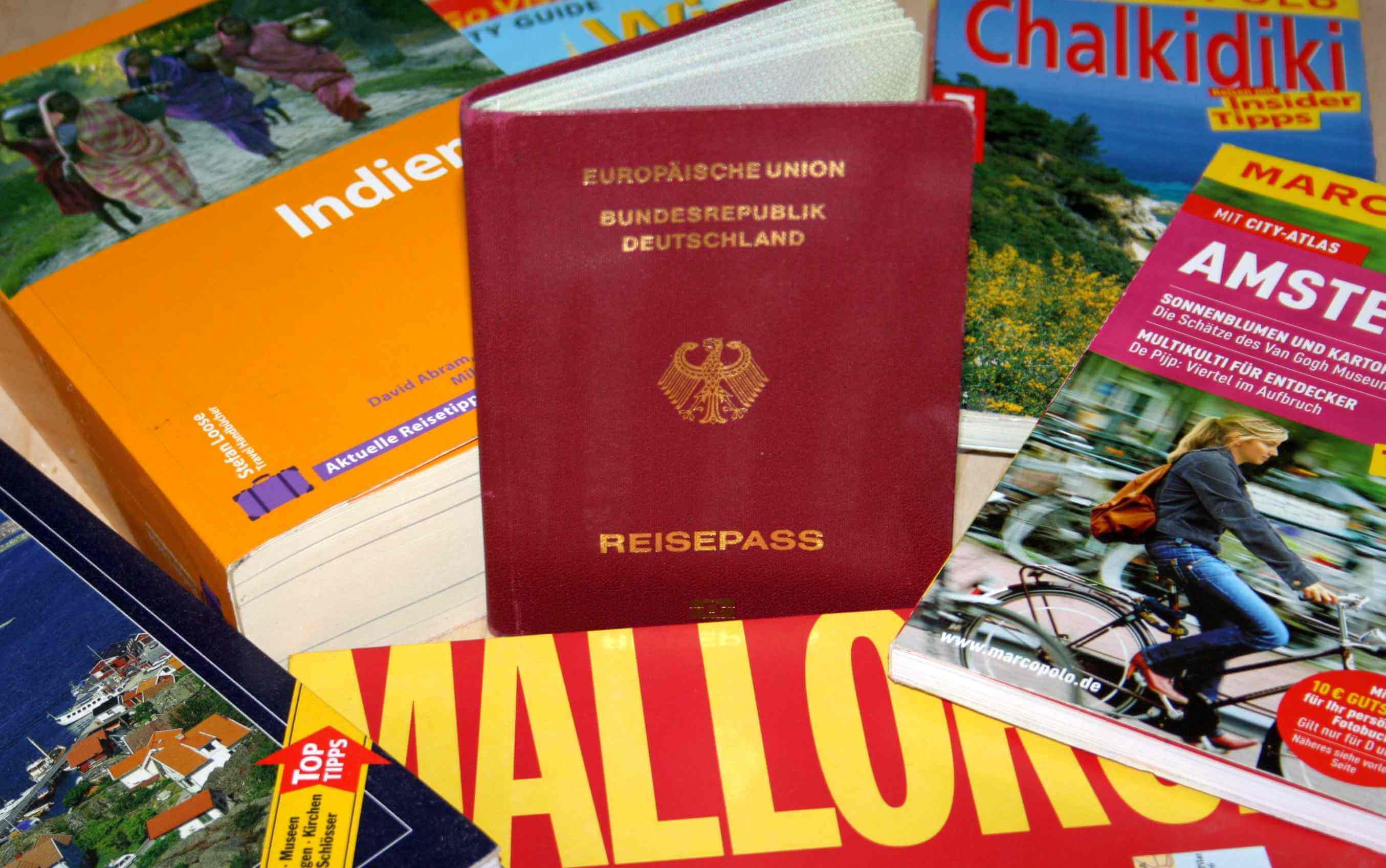 Kinder brauchen eigenen Reisepass